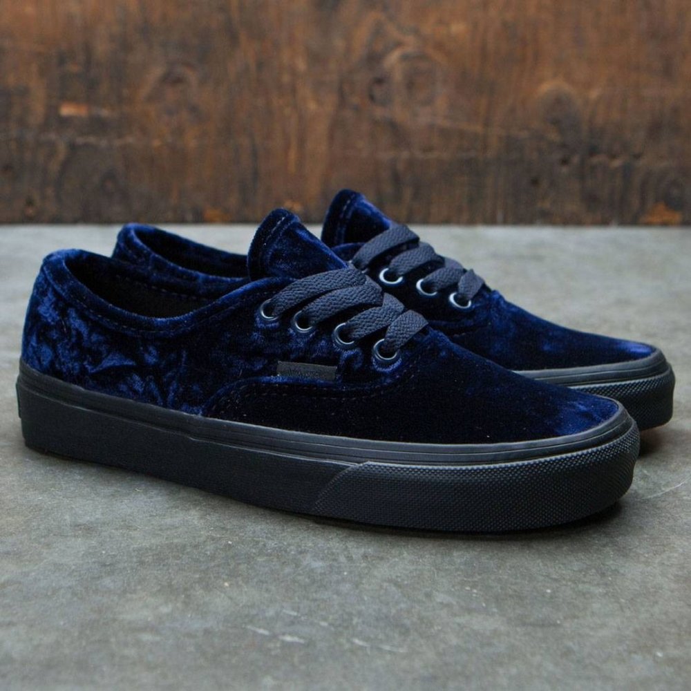 VANS Authentic Blue Velvet Sneakers (5.5 MENS / 7 WOMENS / 37 EU)